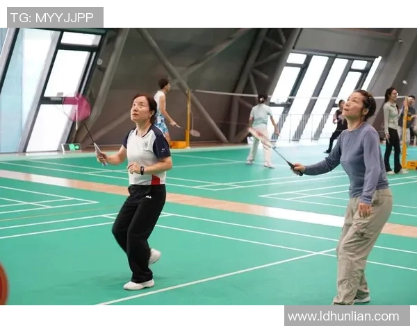 羽毛球的魅力：深入广州羽毛球队的速度与技巧探讨